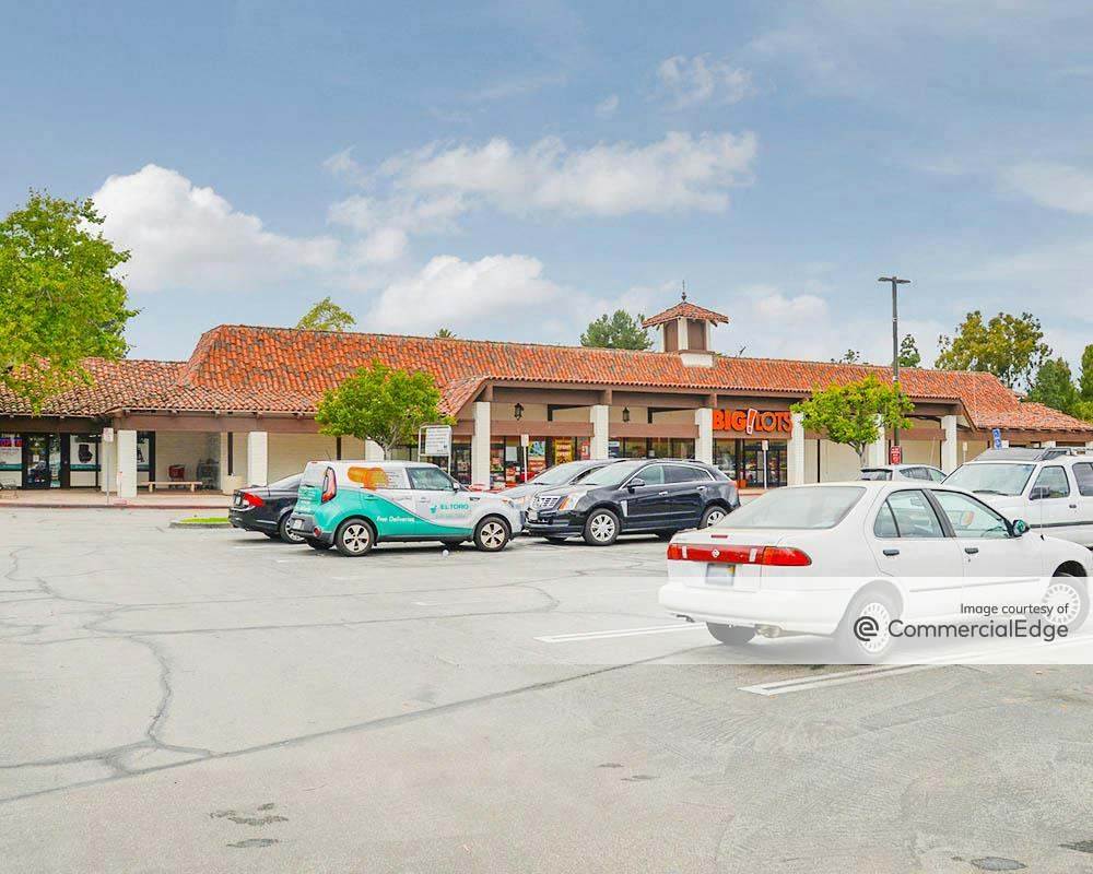 Moulton Plaza Shopping Center 23711 Moulton Pkwy, Laguna Hills, CA